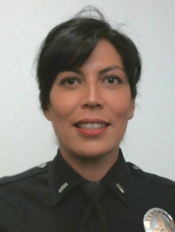 EPPOLITO AMIRA, T - 33583.jpg